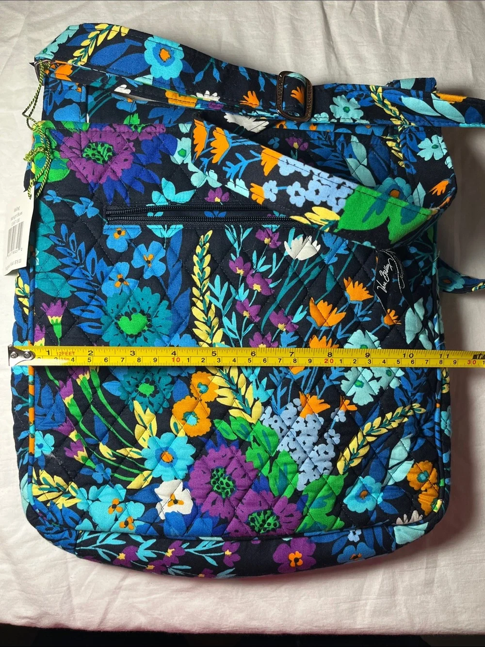 Vera Bradley NWT Mailbag in Midnight Blues pattern